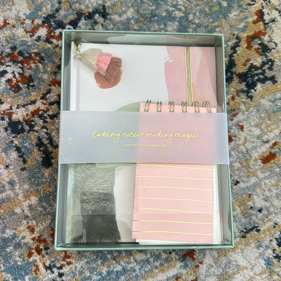 NWT Garvey Journal and Notepad Set - Picture 1 of 3